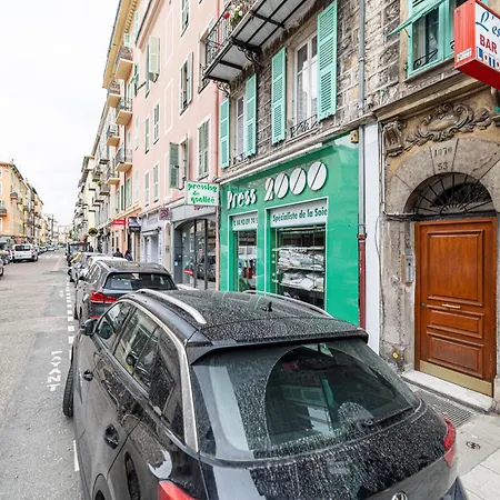 Daire Pretty & Quiet In Port Area